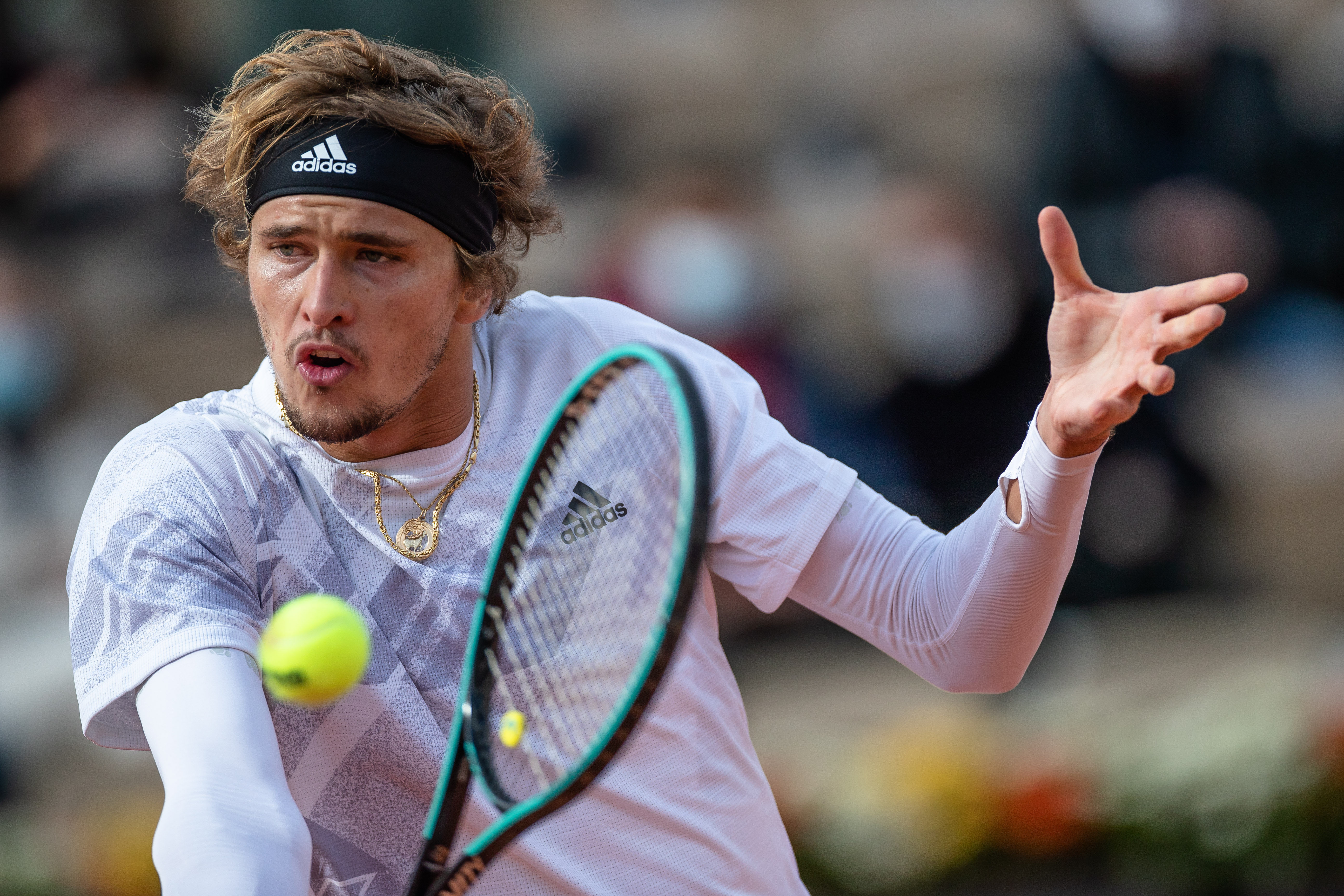 以及在高压 以及在高压